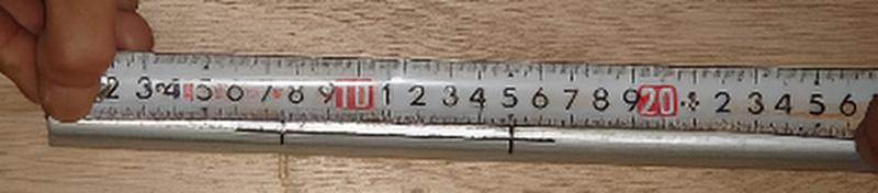 電線管S字曲げ実寸計測写真です。